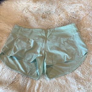 Lululemon Speed Up low rise shorts size 8.  
2.5 in inseam